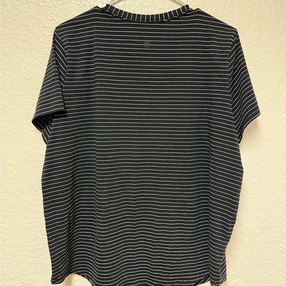 🍋 LULULEMON Black Striped Love Crew Short Sleeve Shirt Size 14 - Picture 4 of 15